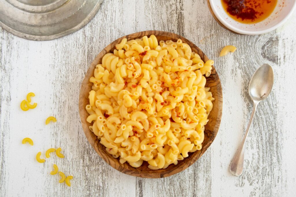macaroni and cheese from scratch pantry meal